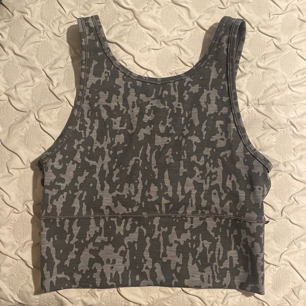 Lululemon cropped tank